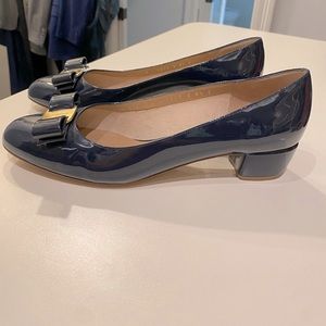 Ferragamo Vara Patent Leather Pumps, Navy size 8.5